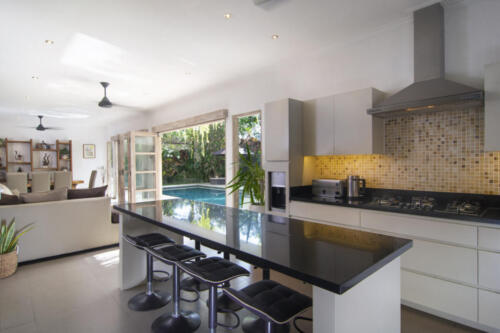 f. Kitchen Living_0882_B_Low